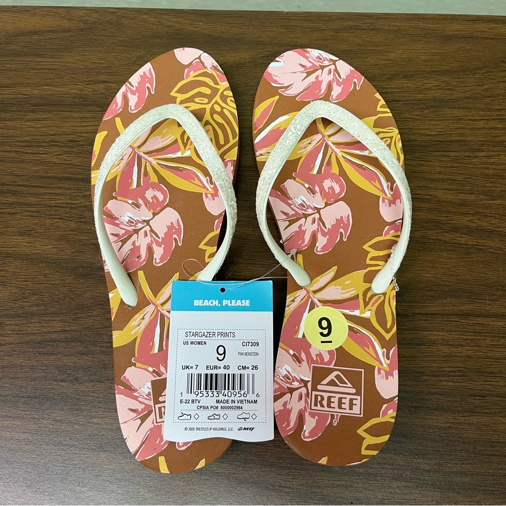 Reef Stargazer Floral Flip Flops